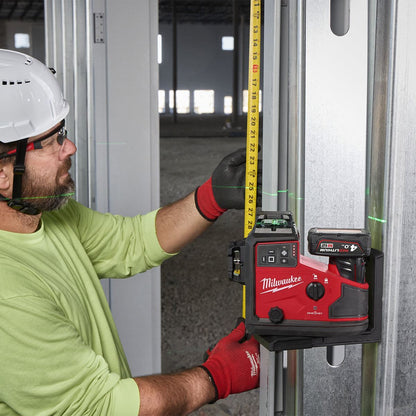 Milwaukee M12A3PLO-0C 12V M12 Green Auto Alignment 360° 3 Plane Laser with 1 x 2.5Ah Battery Charger Case & Laser Tripod